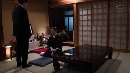 A Mother Who Was Repeatedly Creampied By Her Son In Front Of Her Husband’s Portrait. Shoko Matsumoto