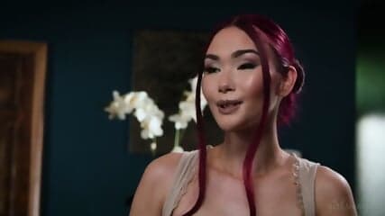 Cuddle Therapy 18 10 26 Sarah Arabic, Scarlette Moon