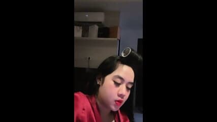 Despita, No Bra
